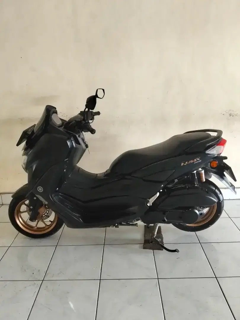 DP 1,5 JT/ YAMAHA NMAX TAHUN 2024 PAJAK HIDUP SURAT LENGKAP - Image 3 of 7