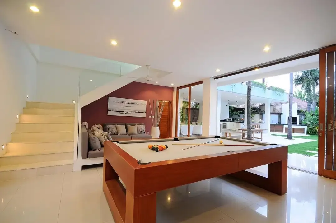 dijual villa mewah lokasi canggu - Image 3 of 10