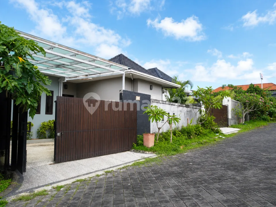 Private Pool Villa Griya Alam Pecatu Near Dreamland Beach - Image 1 of 4