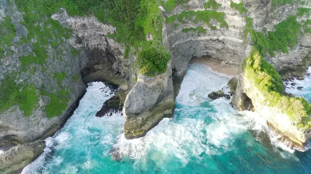 DIJUAL TANAH EKSKLUSIF SEBELAH BULGARI RESORT PECATU - Image 9 of 10
