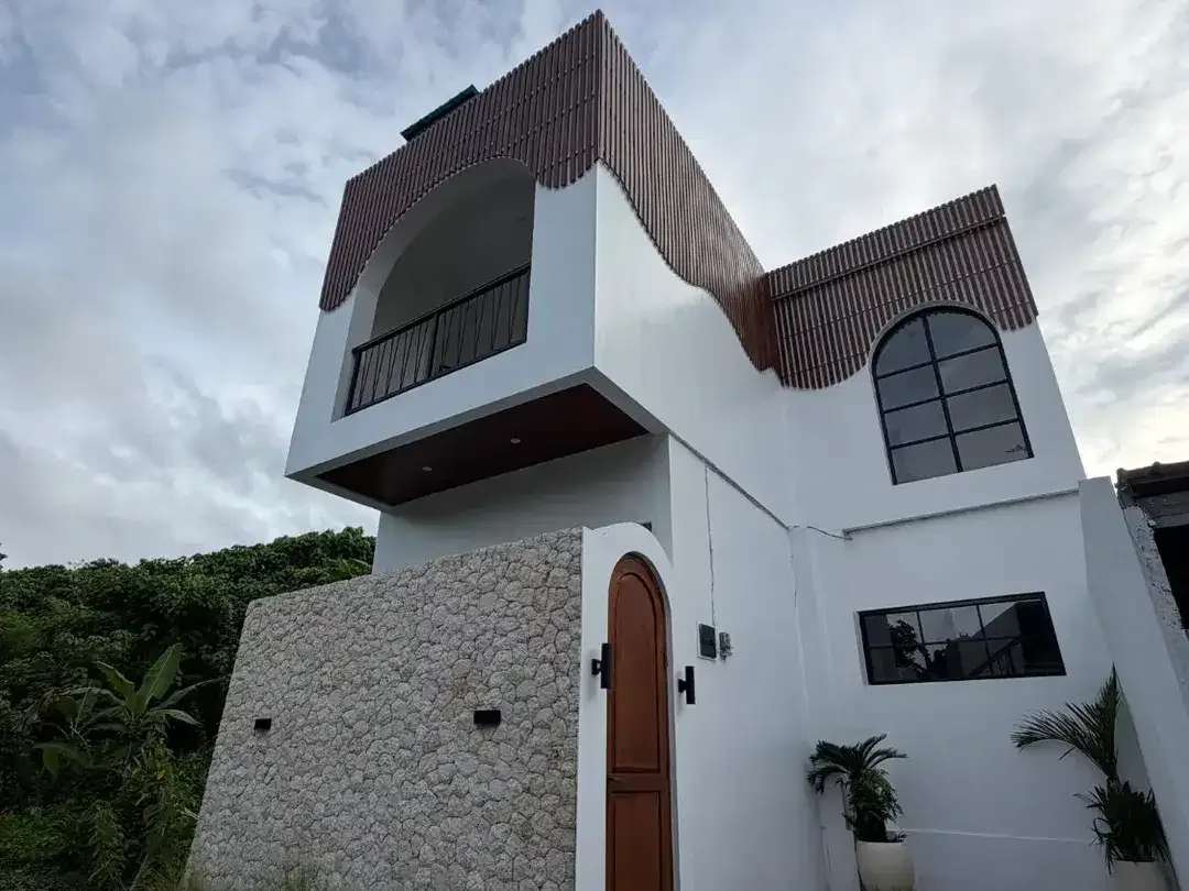 FULLY FURNISHED VILLA FOR SALE AT PADONAN KUTA UTARA BALI - Image 3 of 10