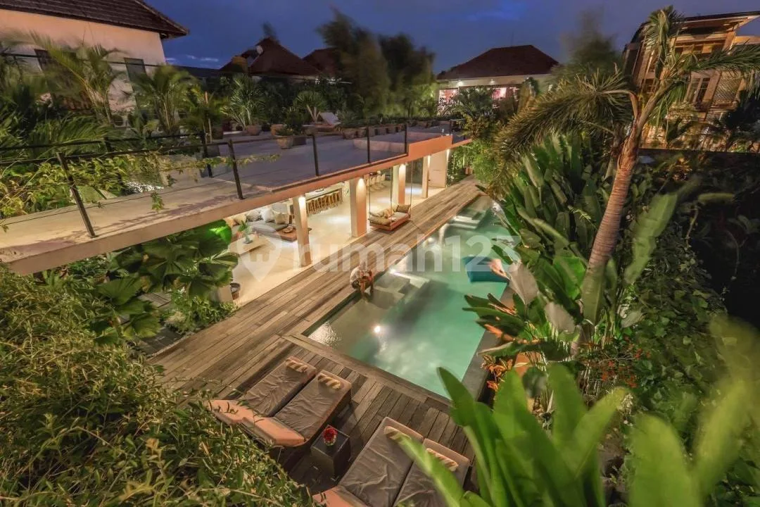 Luxury 5-Bedroom Villa-800M2 -28Year Lease In Prime Umalas Bali - Image 1 of 4