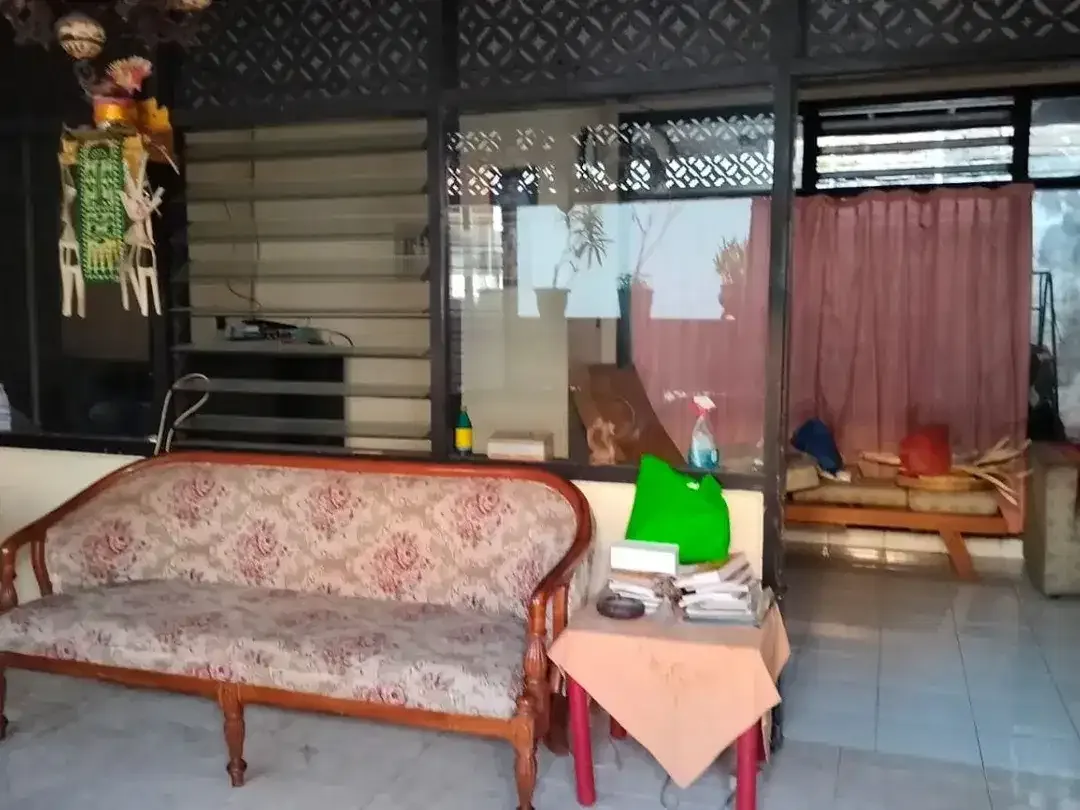 Dijual tanah 195m² bonus bangunan  Lokasi jl Wijaya Kusuma Denpasar Utara - Image 1 of 9