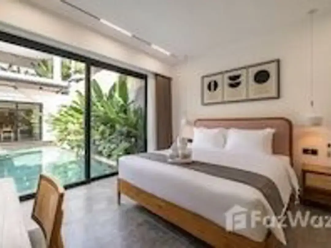 7 Bedroom Villa for sale in Batu Bolong, Bali - Image 7 of 10
