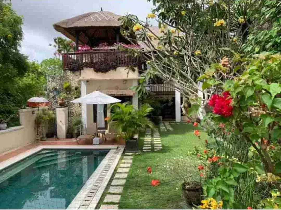 2 BEDROOMS FULL FURNISHED VILLA DI NUSA DUA - Image 3 of 10