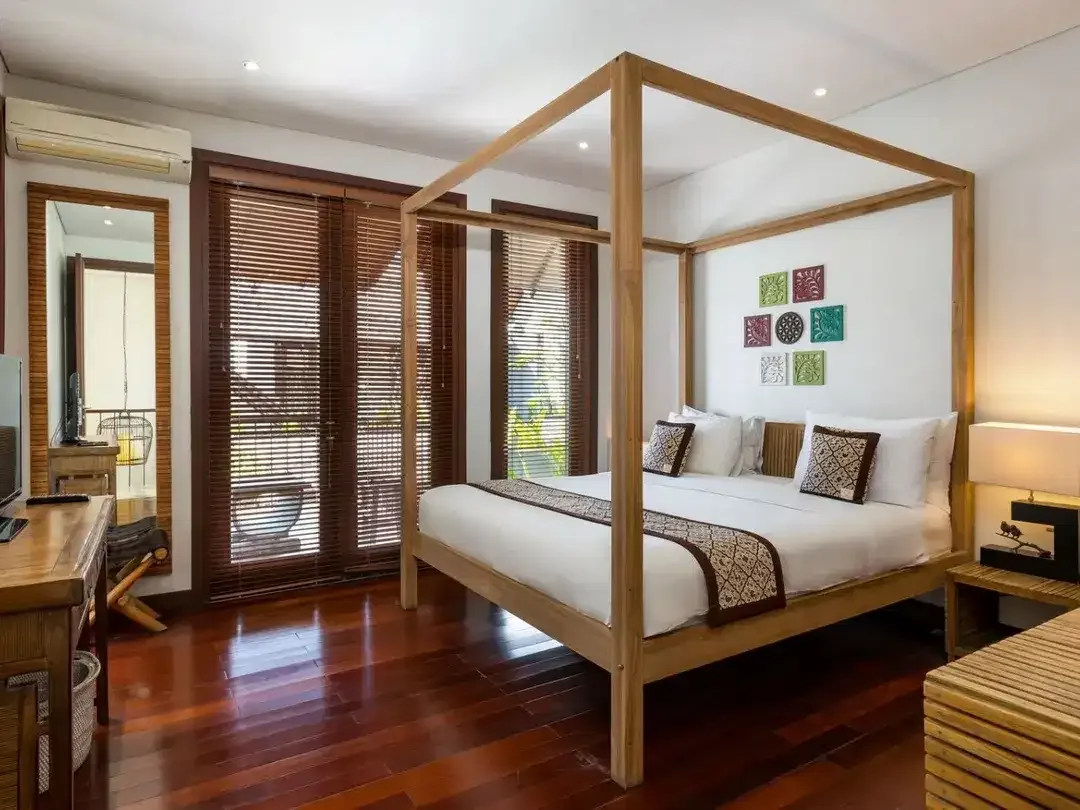 For Rent - 3 Bedroom Villa (Close Living Room) - Seminyak, Mertanadi Street - Image 5 of 10