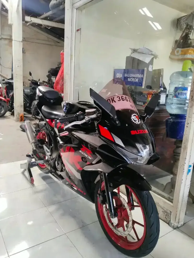 SUZUKI GSX 150 CC TAHUN 2019 PAJAK HIDUP SURAT LENGKAP - Image 1 of 7