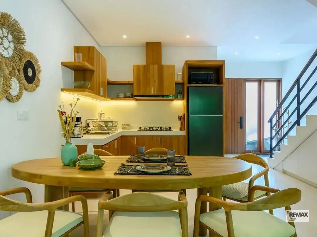 Modern 2-Bedroom Townhouse With Up To 65-Year Leasehold In Sanur - Image 3 of 10
