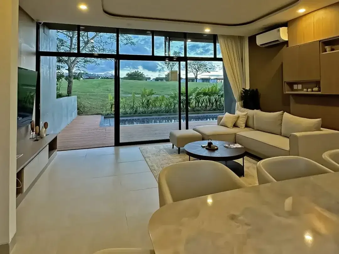 The Links Golf Villa - Image 1 of 10