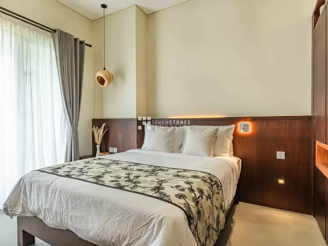 Brand New 3-Bedroom Luxury Villa For Sale Freehold In Ungasan - Image 9 of 10