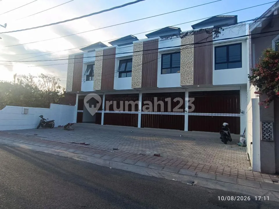 Dijual Ruko Baru Berlantai 2 Tampilan Modern Dalam Kota Denpasar Dekat Sekolah, Perkantoran & Permukiman Padat - Image 2 of 4