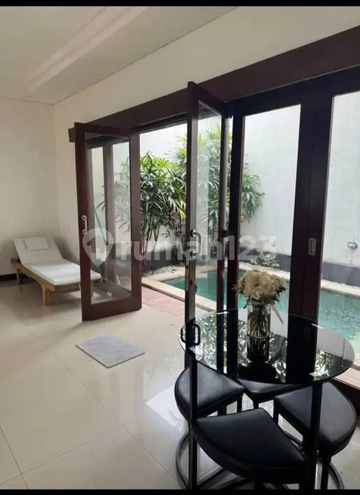Dijual Rumah Bagus di Renon - Image 1 of 3