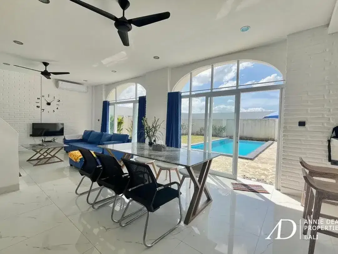 LEASEHOLD | 3-BEDROOM MODERN COLONIAL-STYLE VILLA - KEROBOKAN - Image 6 of 10
