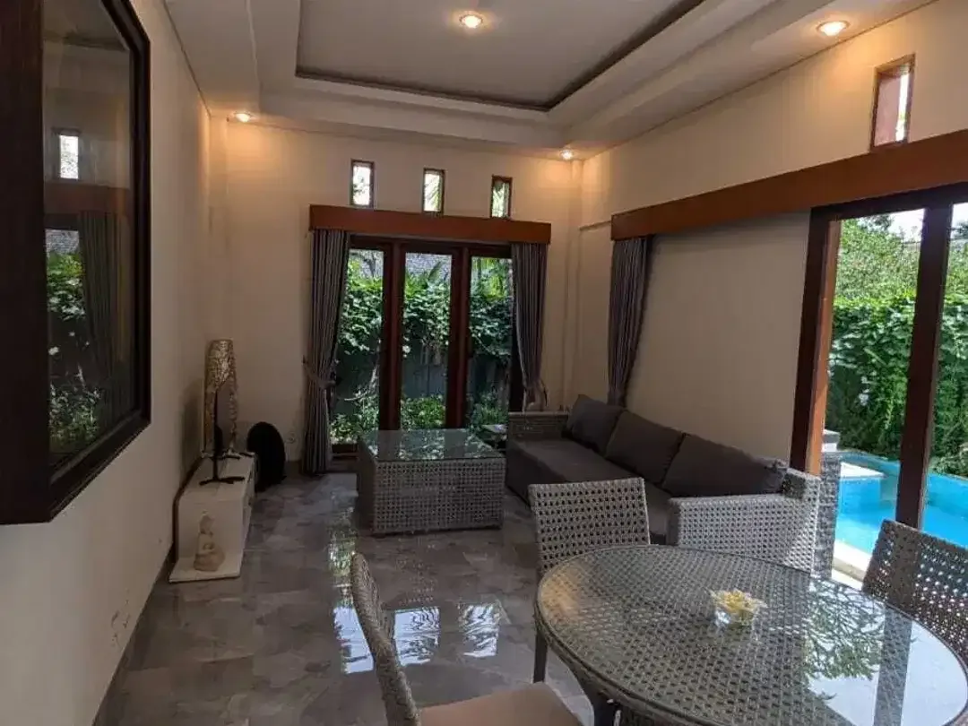 4 Bedroom Villa for sale in Kerobokan, Bali - Image 3 of 10