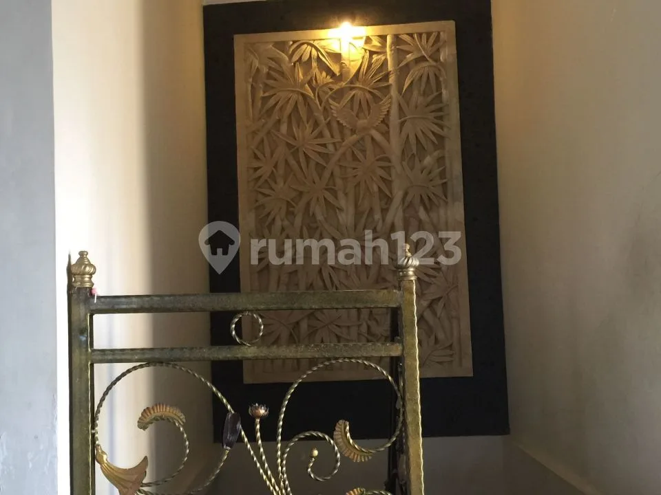 Disewakan Rumah Semi Furnished Lokasi Abianbase - Image 2 of 4
