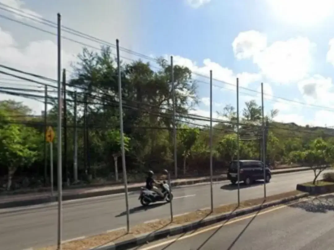 Tanah bagus dipinggir jalan by pass, dekat tol Nusa Dua. - Image 2 of 5