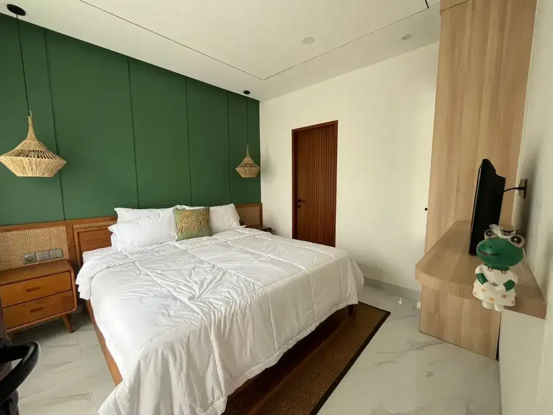 FOR SALE & LEASEHOLD | VILLA MODERN MINIMALIST – INDUSTRIAL TROPICAL Cocok untuk hunian pribadi maupun investasi villa sewa harian dengan potensi ROI - Image 7 of 10