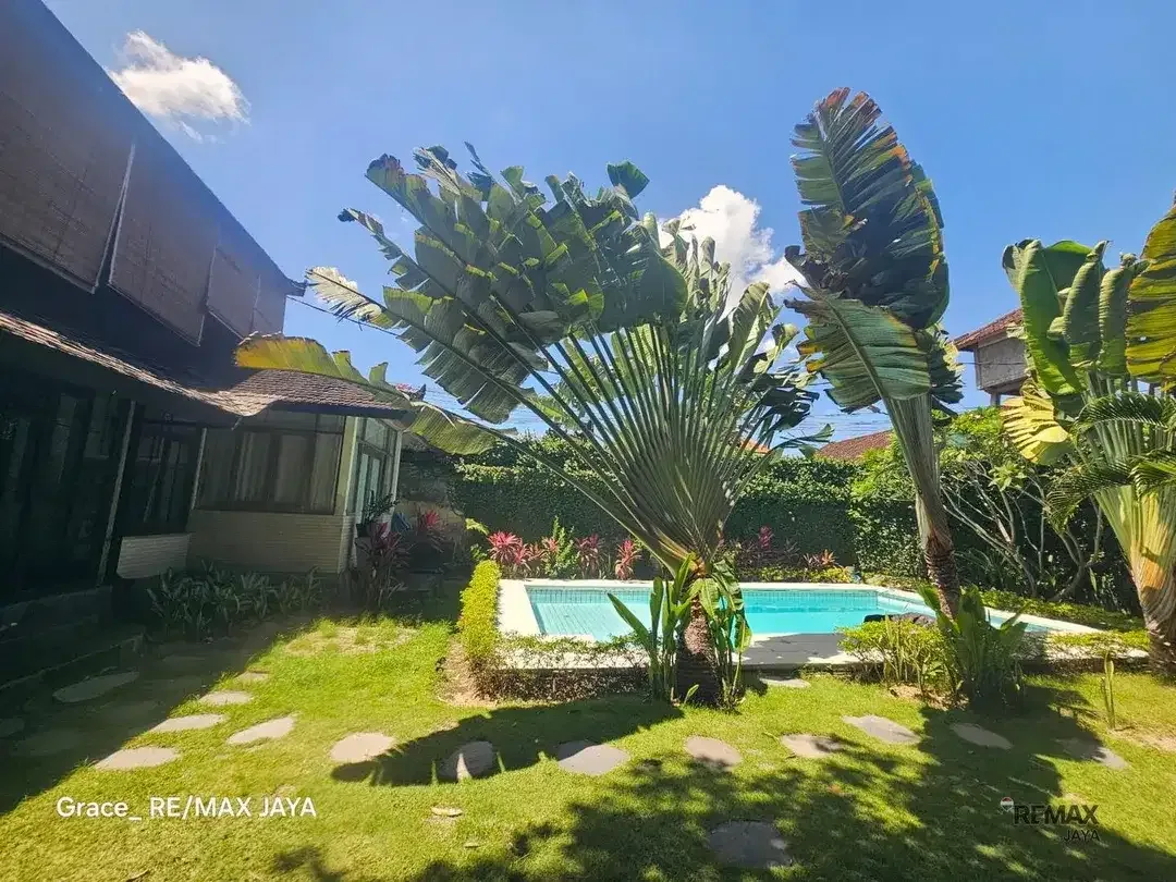 A Timeless Wooden Villa For Leasehold in Legian Kuta. - Image 7 of 10