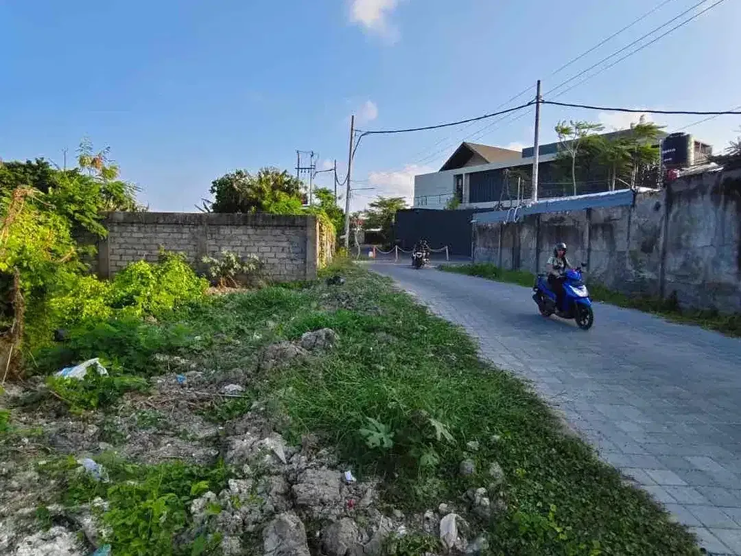 For sale Tanah Komersial Sunset Road - Cocok Coffee Shop, Kos Elite, Private Villa - Image 3 of 4