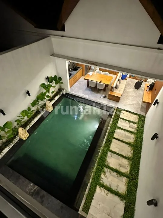 FOR RENT VILLA CANGGU BARU 2 BR TENANG FURNISHED LOKASI STARTEGIS - Image 1 of 4