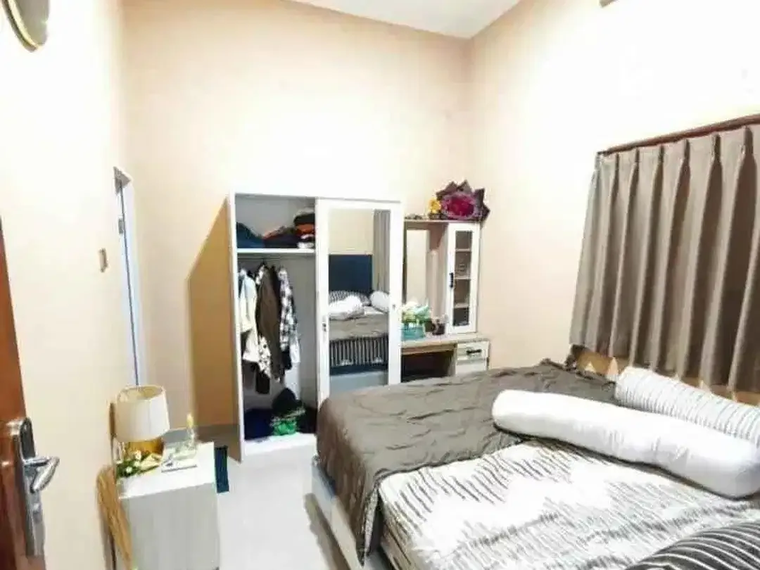 Di jual rumah 2 lantai MAsih terawat baik dan siap huni - Image 5 of 6