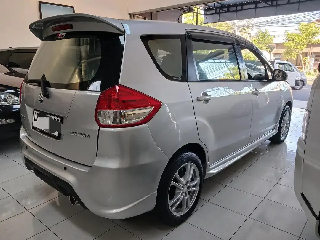 Suzuki Ertiga GL 2014 Silver metalik A/T 1.4cc - Image 6 of 6