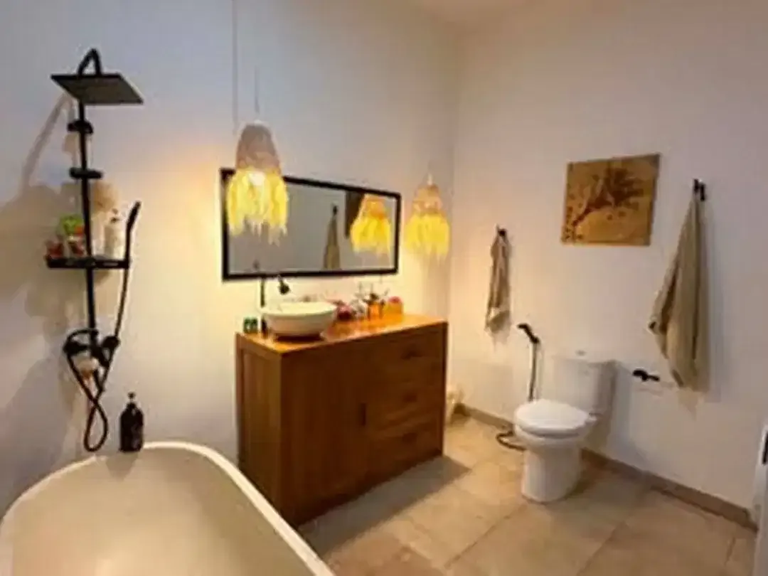 3Br Villa For Yearly Rent, In Quiet & Safe Area Umalas - Image 3 of 8