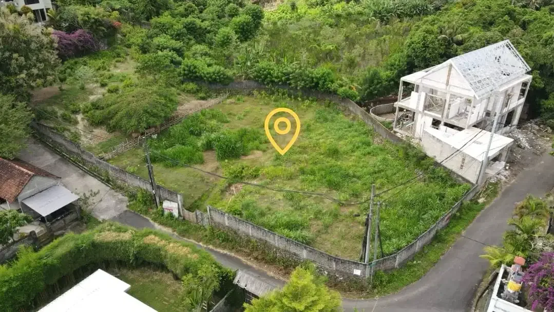 Tanah Luas 1424m² Dekat Pantai Uluwatu Lingkungan Villa Mewah - Image 2 of 10