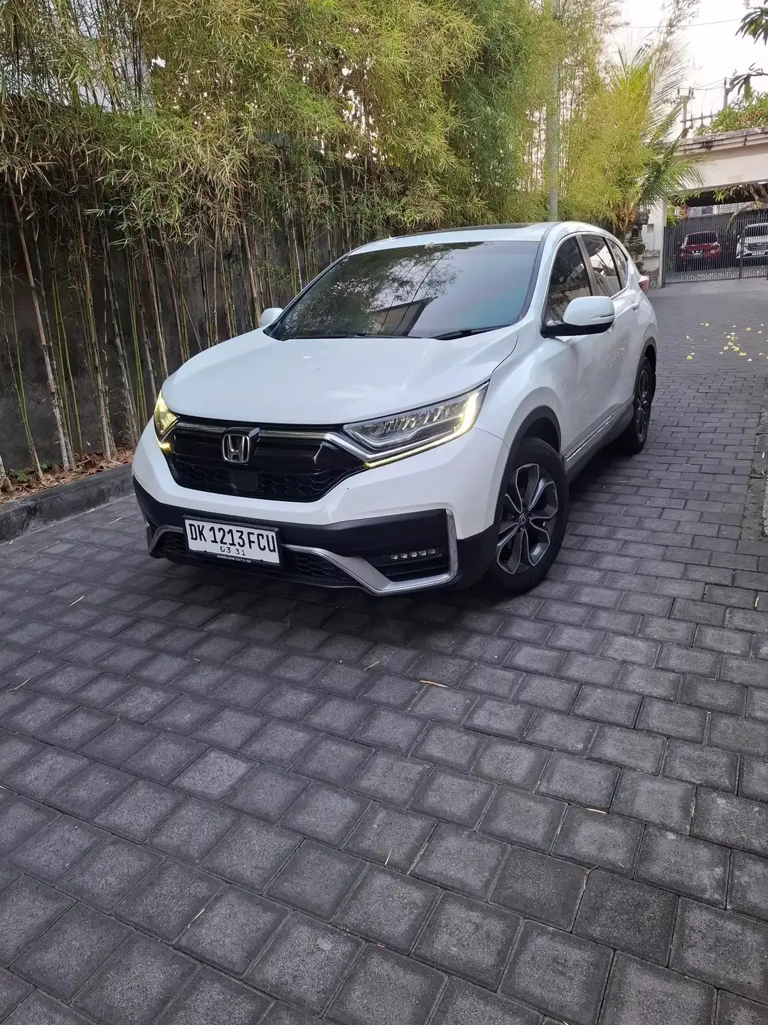 HONDA CRV PRESTIGE 1.5 TURBO SENSING - Image 1 of 6