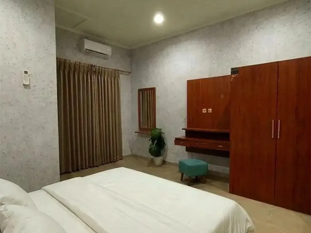 (AMR-047.SCO)  Home Studio 1-Br Eksklusif di Renon - Full Furnished & Siap Huni - Image 3 of 10