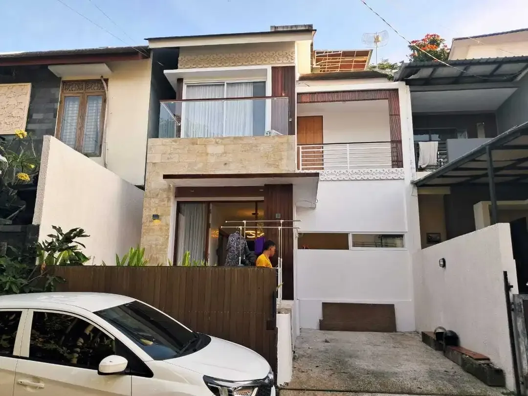 Rumah Bergaya Villa Mewah Cluster Elite Dekat Unud Jimbaran - Image 2 of 10