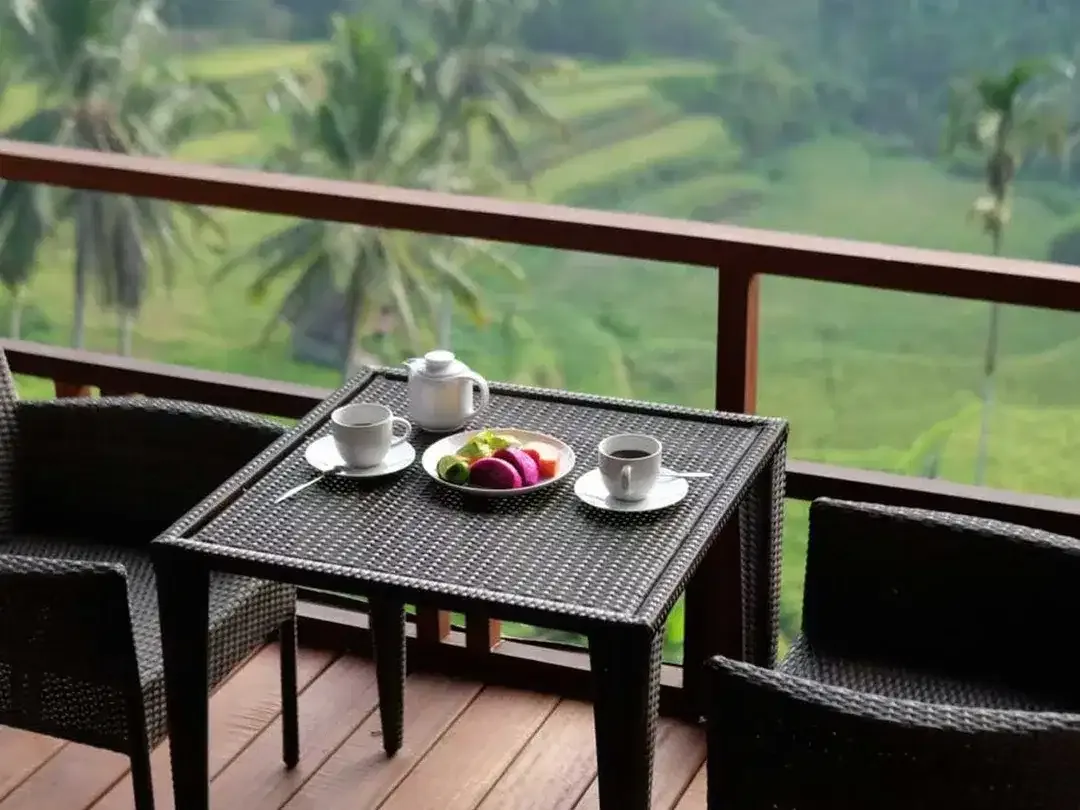 Freehold - Rice Field Vista Retreat Serene Luxury Living in Ubud's Panoramic Paradise - Image 10 of 10