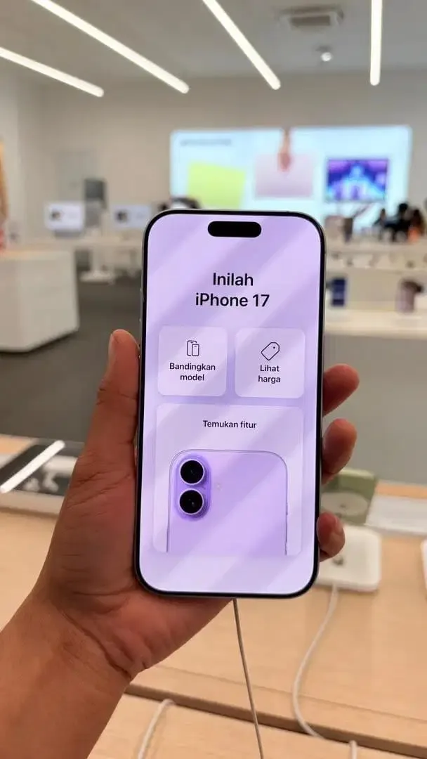 Iphone17 BASIC 256GB LAVENDER bergaransi resmi - Image 3 of 3