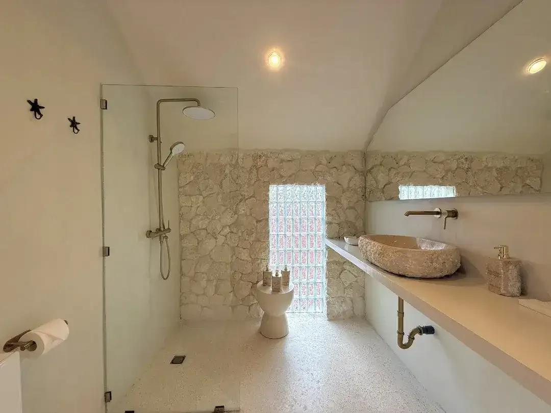 LUXURY PREMIUM LEASEHOLD VILLA - SANUR, BALI - Image 2 of 10