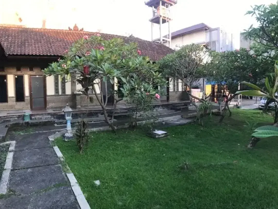 BUC Hotel Melati dan Rumah Pribadi di Jalan Utama Jl Buluh Indah Denpasar - Image 1 of 10