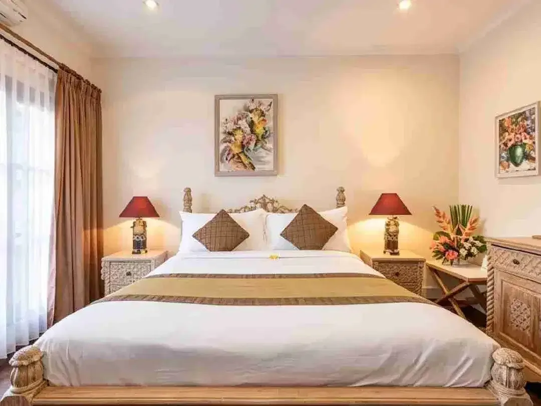 TRADITIONAL TROPICAL VILLA IN SEMINYAK BALI - Image 10 of 10