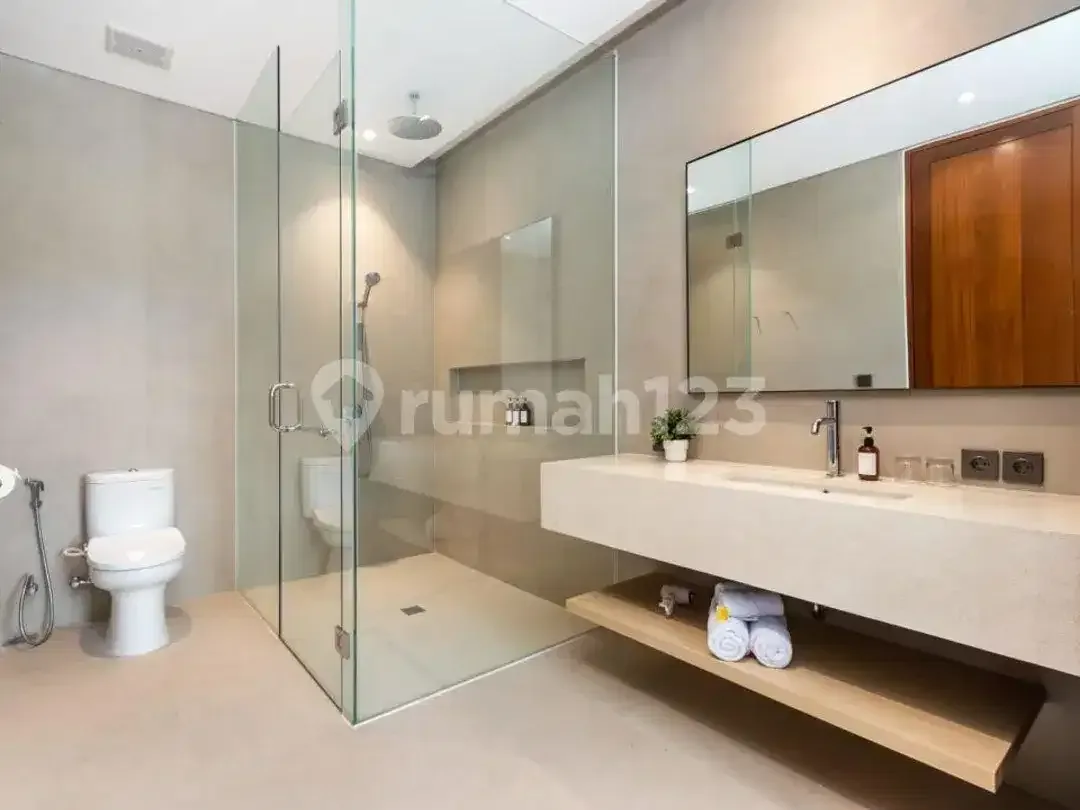 For Sale Brand New Villa Modern Style At Canggu - Image 10 of 10