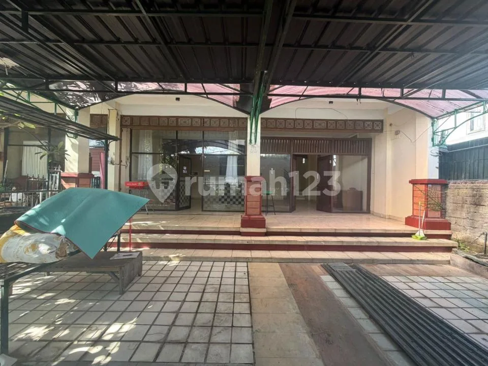 For Sale di Jual 2 Blok Ruko Lokasi di Jln Utama Anyelir Denpasar Timur - Image 1 of 4