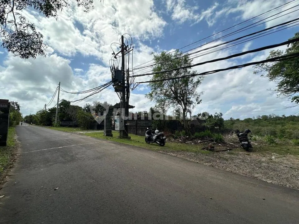 Jimbaran - Commercial Land In 5-Star Hotel Area - Image 2 of 4