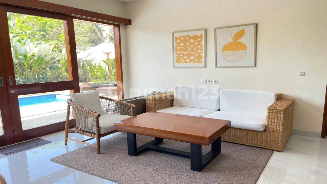 Villa Cantik Kolam Besar 3 Lantai Ready Unit - Image 2 of 4