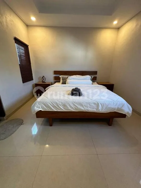 Rumah Mewah Furnished dengan Kolam Renang di Umalas, Badung - Image 3 of 4