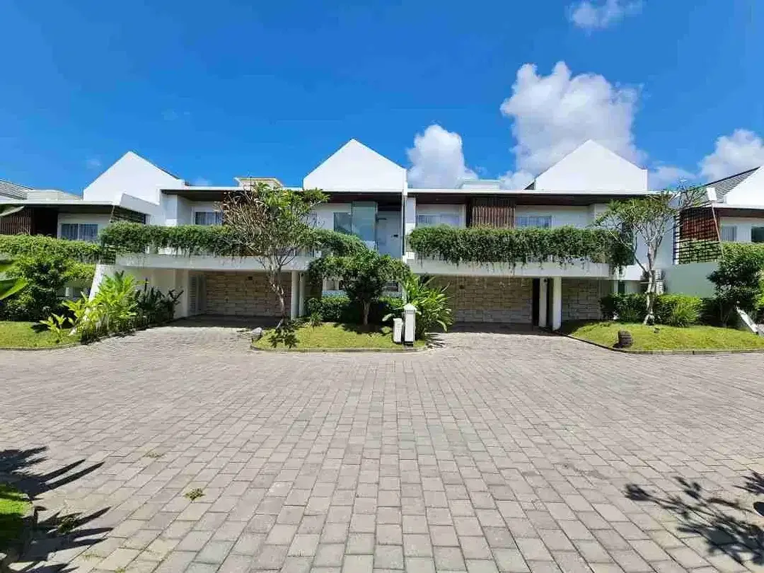 DI Jual villa yang terletak Di Ungasan dengan pemandangan yg asri area perbukitan dan laut - Image 2 of 10