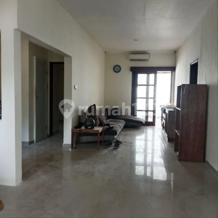 Rumah Bagus Tenang Dekat Kemana Mana Puri Gading Jimbaran Bali - Image 2 of 4