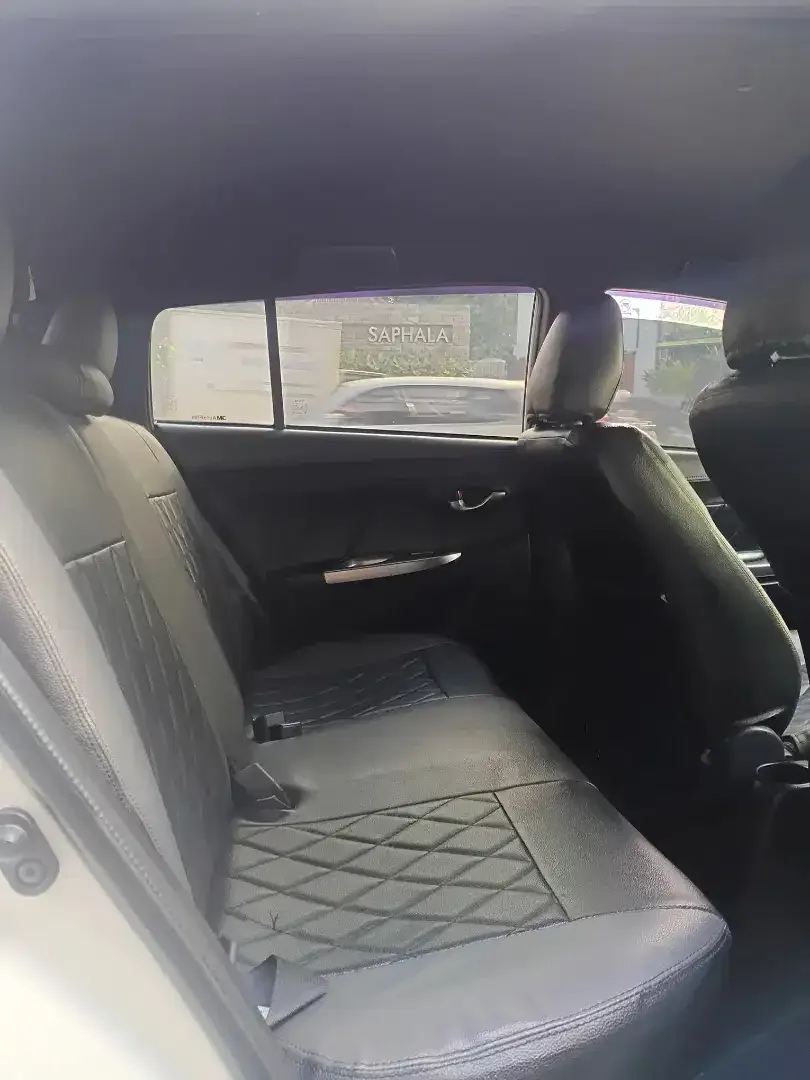 YARIS TRD Sportivo Manual Low km pajak baru siap pakai - Image 9 of 10