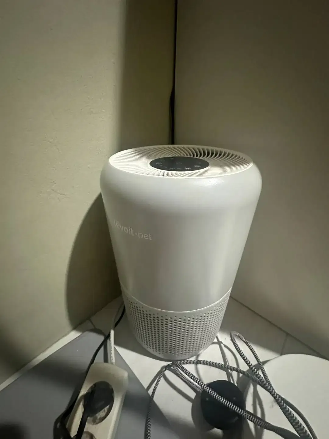 Levoit Core P350 Pet Care Air Purifier True HEPA H13 Filter Original - Image 1 of 3