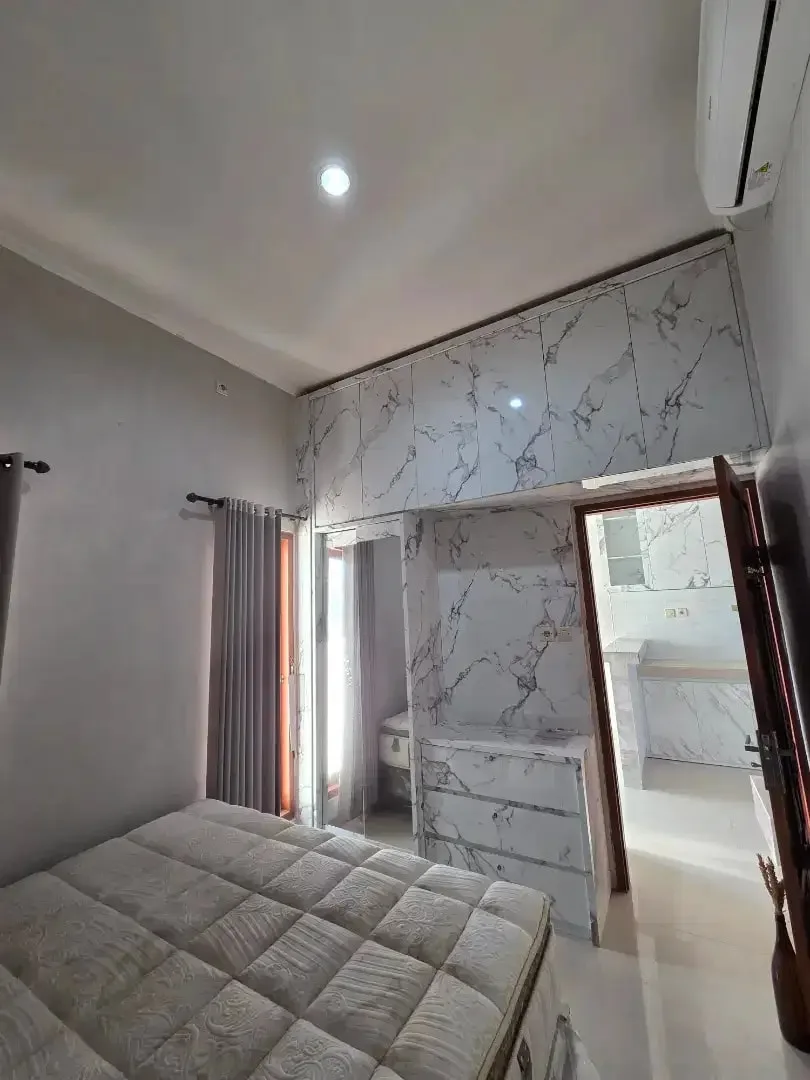 Dijual/sewa rumah 2 lantai daerah jimbaran, taman griya - Image 6 of 10