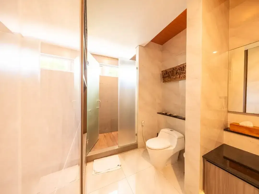 4 Bedroom Villa In Batu Belig - Image 10 of 10