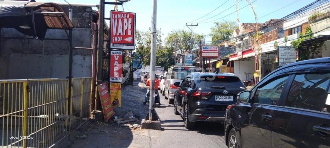 Rumah Pinggir Jalan Cocok untuk Usaha Denpasar Barat - Image 4 of 4