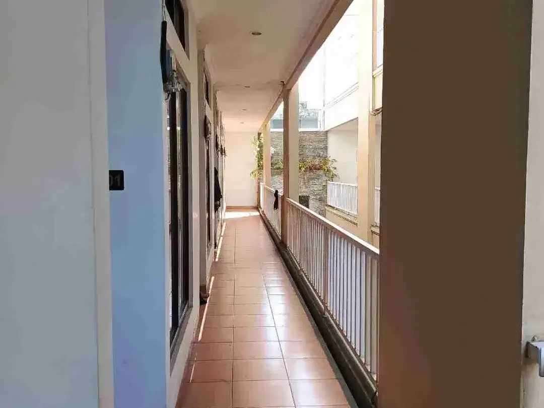 DI JUAL CEPAT GUEST HOUSE 4 LANTAI DI KAWASAN RENON
Lokasi Jalan Pemuda III, Renon, Denpasar Selatan, Kota Denpasar, Bali
- LT : 426 m2
- LB : 950 m2
Lebar Depan 20 Meter
Lebar Jalan 4 Meter - Image 10 of 10