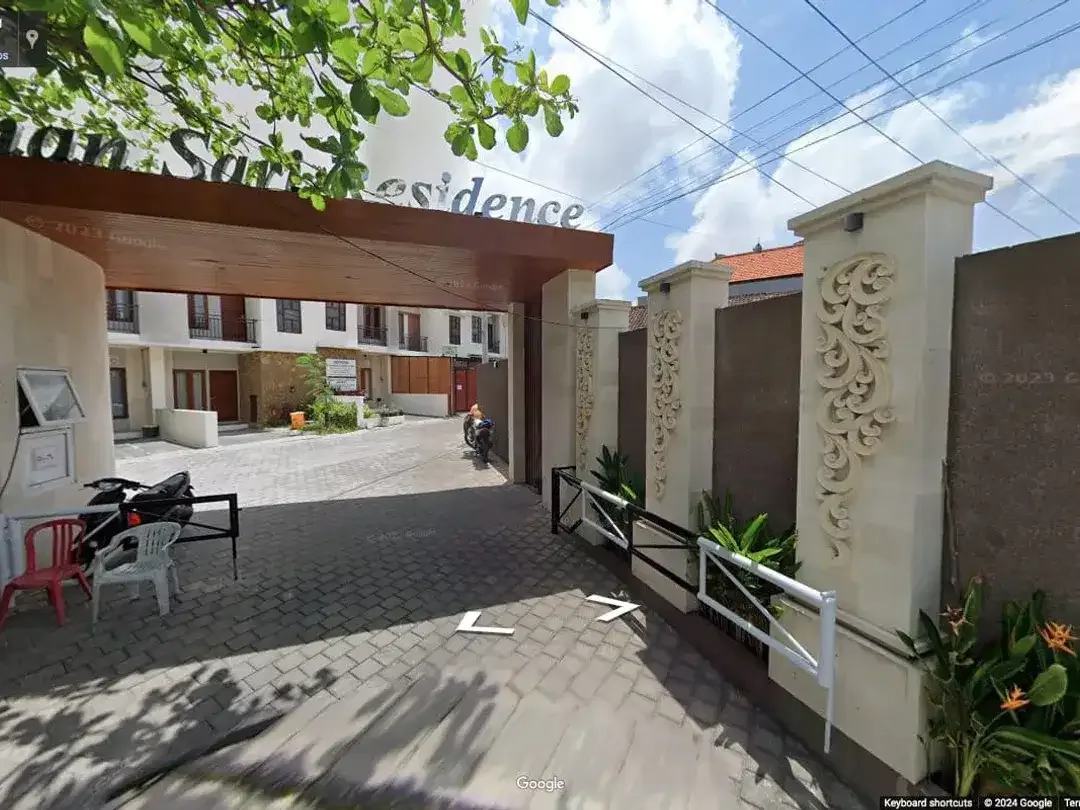 Rumah 2 lantai 2 Kamar Tidur di komplex Perumahan yang tenang di Pusat Kota Denpasar jl Teuku Umar Barat - Image 5 of 10